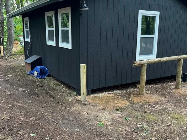 942 N 47 1/2 Rd, Manton, MI 49663