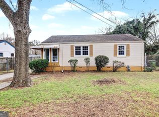 2630 Loghaven Dr NW, Atlanta, GA 30318