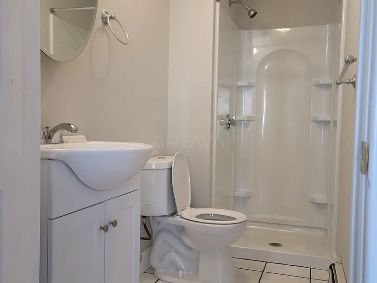 8 Kenwood St #1 — Photo 4