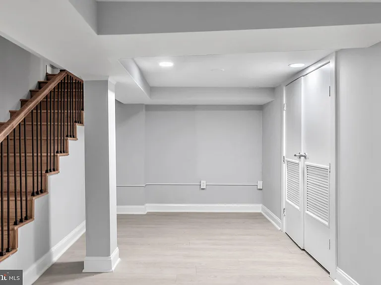 1310 Riggs St NW — Photo 45