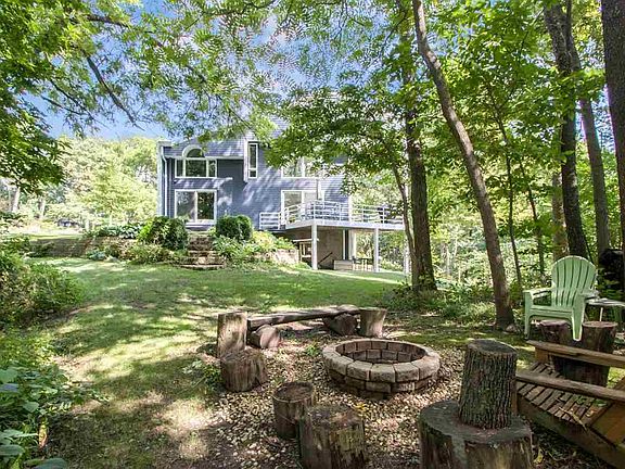 5th image of 3756 Cardinal Ct NE