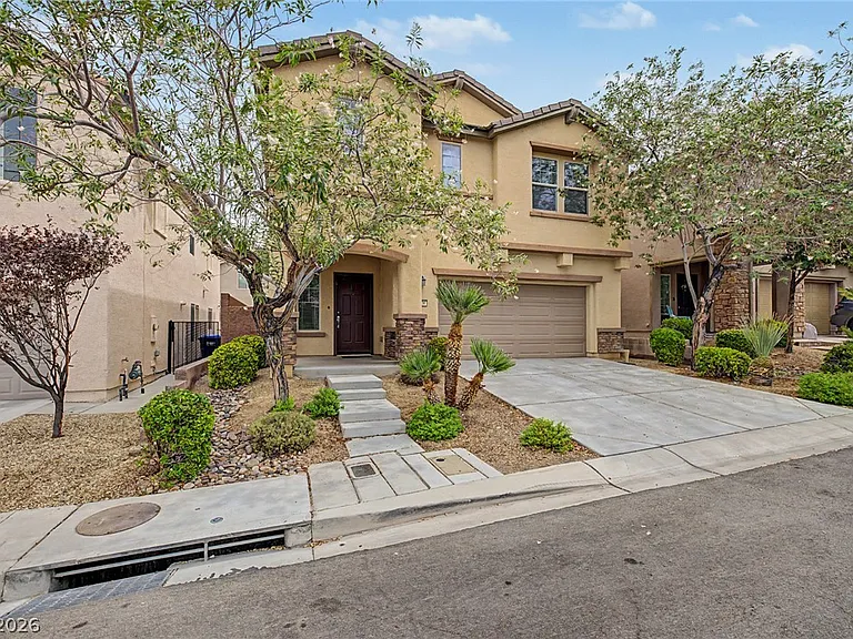 2608 Romarin Ter — Photo 2