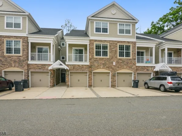 506 Waterview Ct Unit 506, Cedar Knolls, NJ 07927