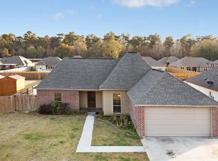 15036 Cross Gate Dr, Walker, LA 70785