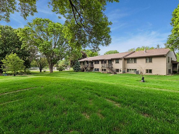 3rd image of 1432 Arden View Dr