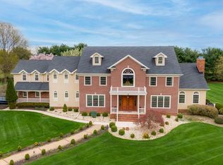 8 Dey Farm Rd, Princeton Junction, NJ 08550