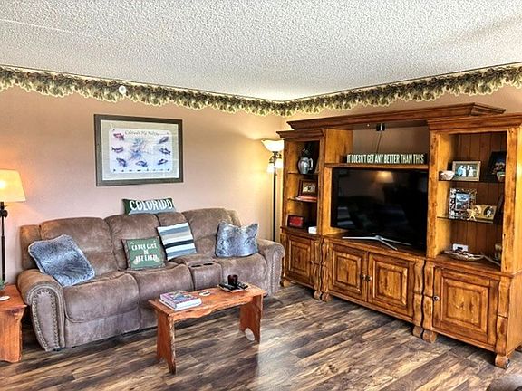 5th image of 980 Lakepoint Dr #207