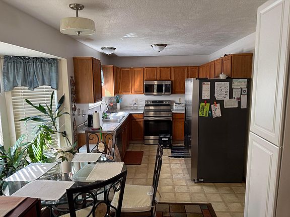2nd image of 7134 Dewfall Dr