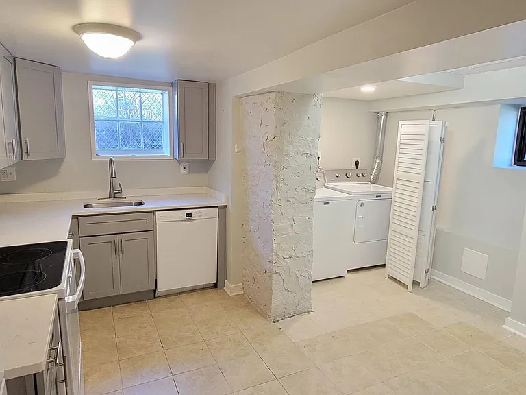 6209B York Rd #BASEMENT — Photo 10