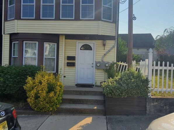 210 S 8th Ave #1A