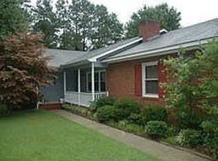 608 Shadywood Ln, Raleigh, NC 27603