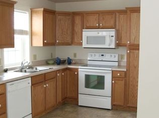 15 Cypress Dr, Lititz, PA 17543