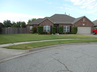 2100 E Queens St, Broken Arrow, OK 74012