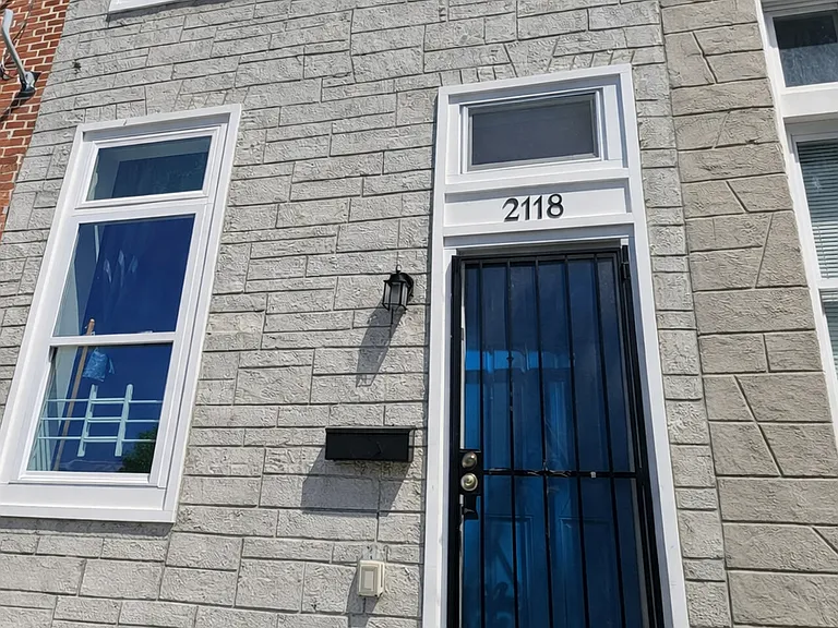 2118 E Hoffman St — Photo 6
