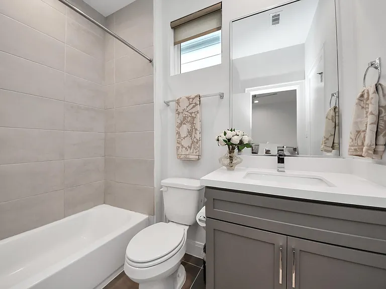 1721 Eado Point Ln — Photo 33