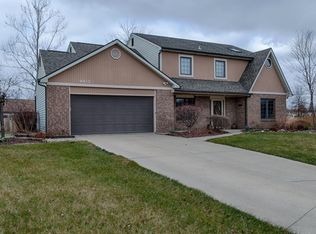 9912 Teton Ct, Fort Wayne, IN 46804