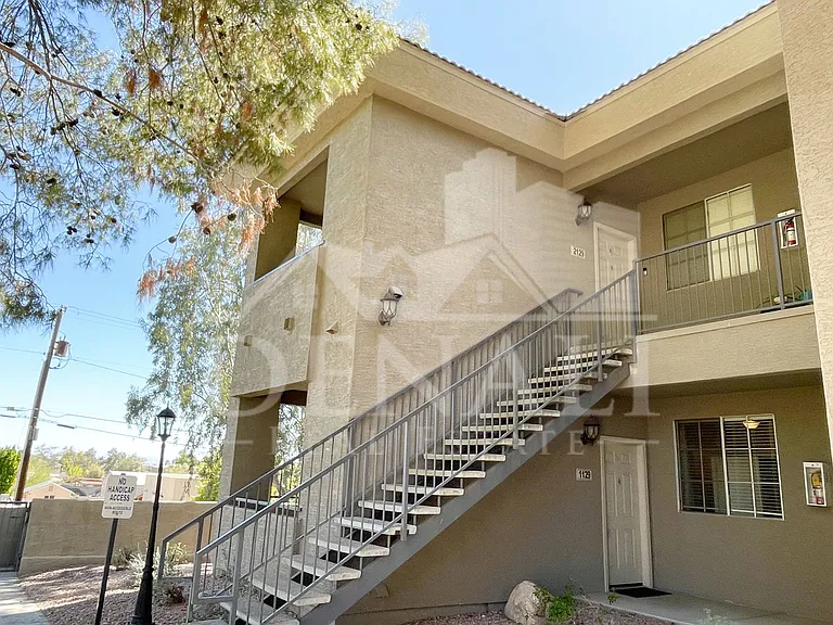 1720 E Thunderbird Rd #1129 — Photo 2