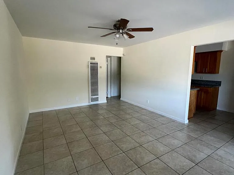 645 Marion Pl #C — Photo 12