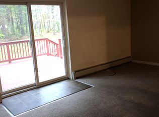 15 Strawberry Hill Rd #A, Derry, NH 03038