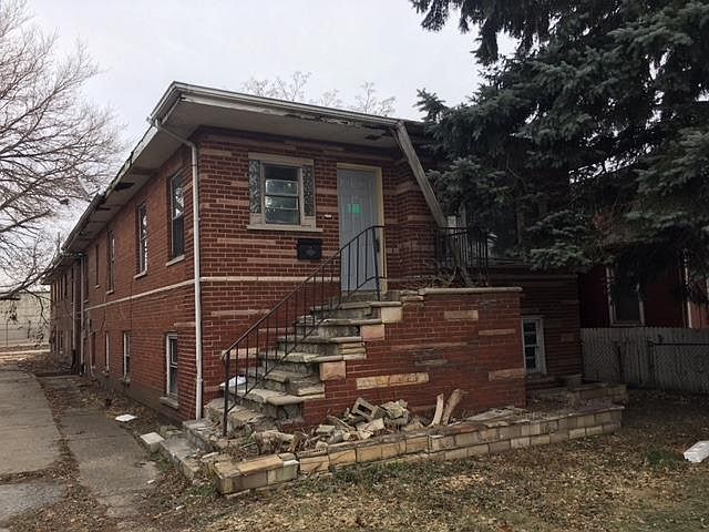 1st image of 4009 Melville Ave