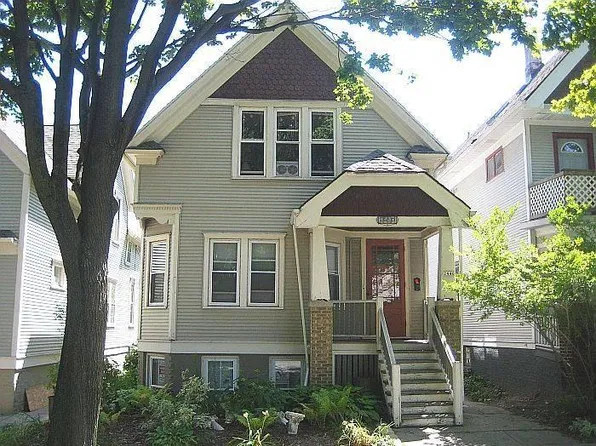 2440 N Pierce St #B, Milwaukee, WI 53212
