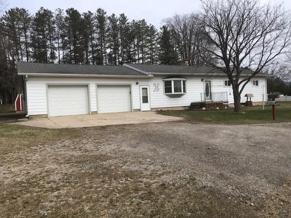77 E Ludington Dr, Farwell, MI 48622