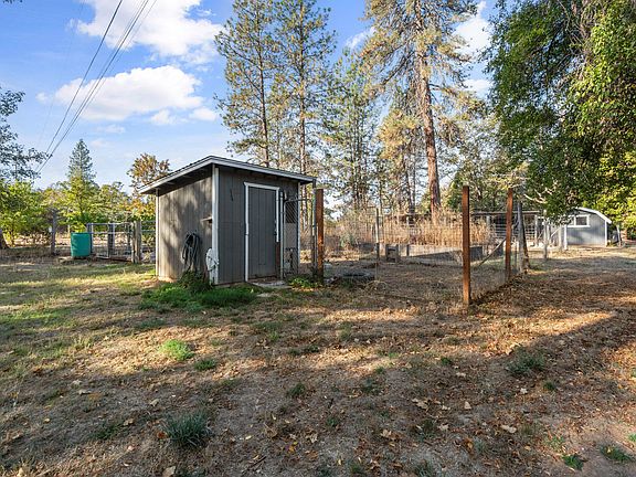 5th image of 7616 Monument Dr