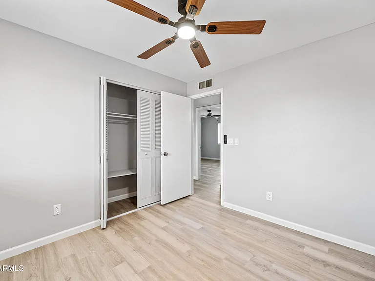 3409 E Campo Bello Dr — Photo 14
