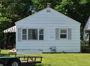 2517 E William St, Decatur, IL 62521