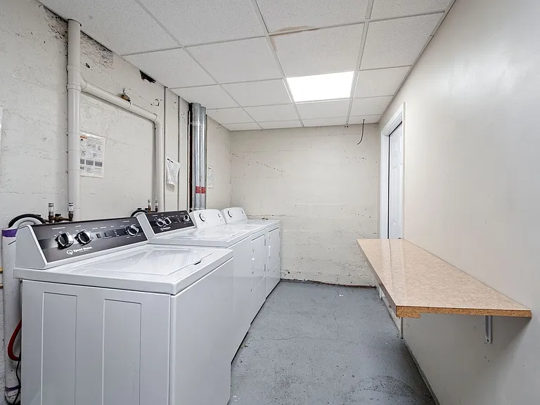 Gilmer Apartments — Photo 18