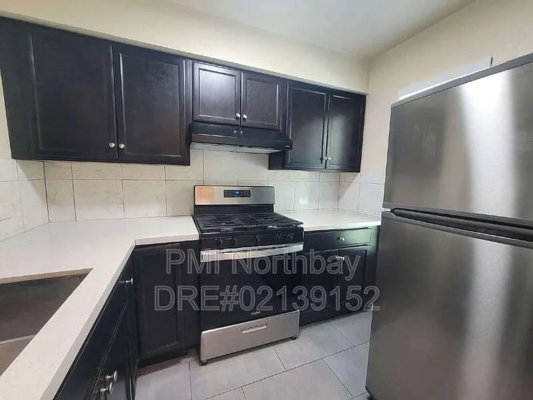 1200 Dana Dr #9 — Photo 7