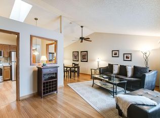 4891 Orchid Ln N, Plymouth, MN 55446