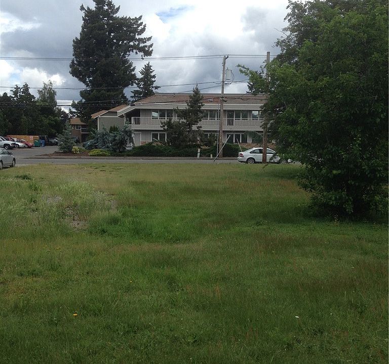 1st image of 429 9th Ave NE