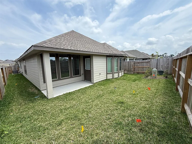 31961 Retama Ranch Ln — Photo 25
