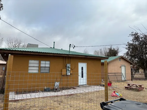 111 Jaramillo Rd, Belen, NM 87002
