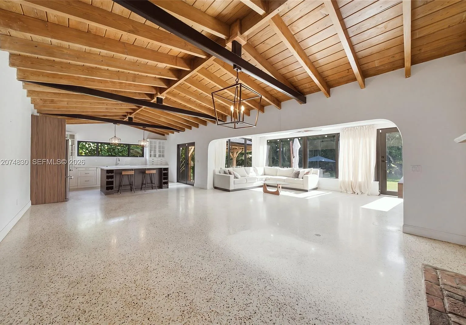 Biscayne Park Estates — Photo 1