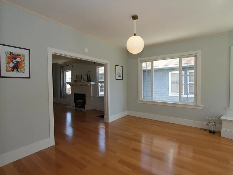 453 Wisnom Ave — Photo 7