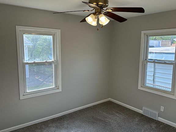 4th image of 3021 Martha St