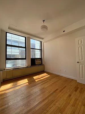 Rented by Voro NYC | media 32