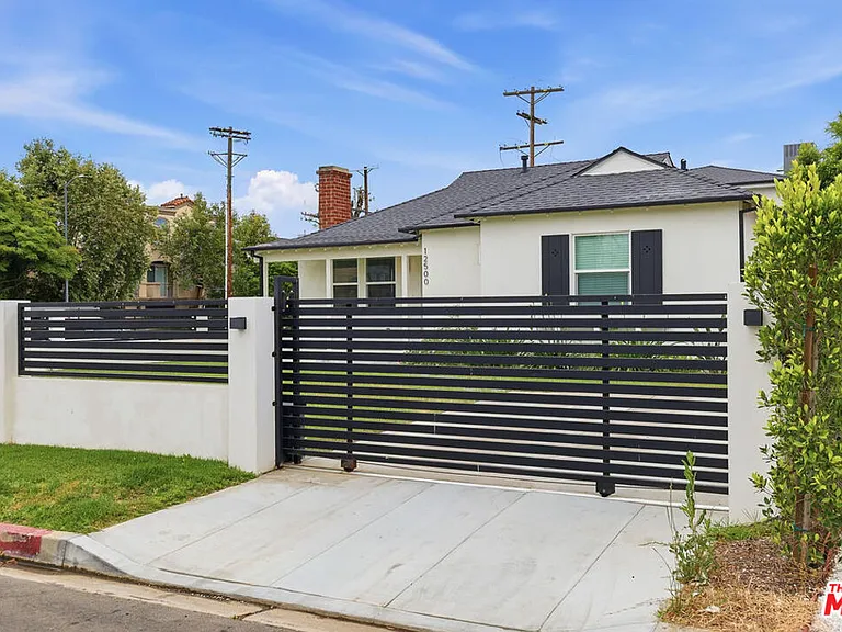 12500 Miranda St — Photo 20
