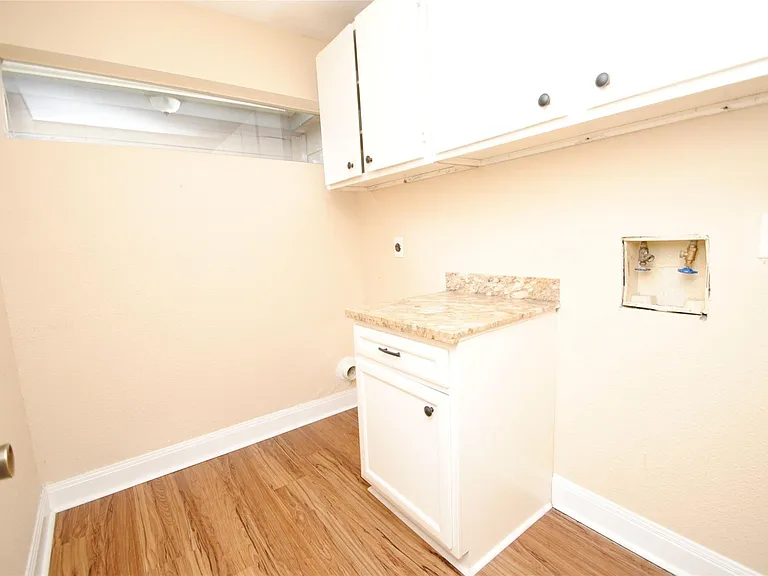 738 Country Place Dr #C — Photo 11