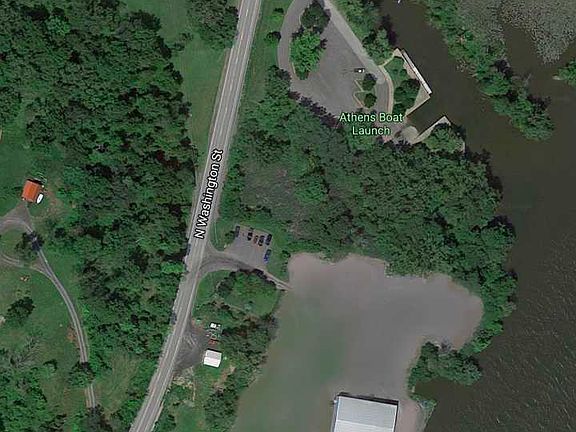 6 Acres of prime real estate