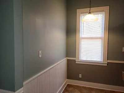 Cozy Breakfast nook in the Kitchen