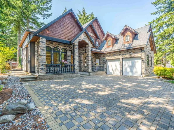 2309 154th St, Surrey, BC V4A 4S6