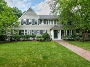 98 Crofton Rd, Newton, MA 02468