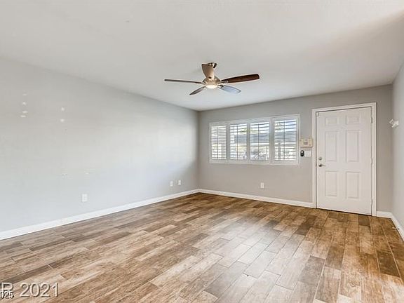 3rd image of 748 Anne Ln Unit 748