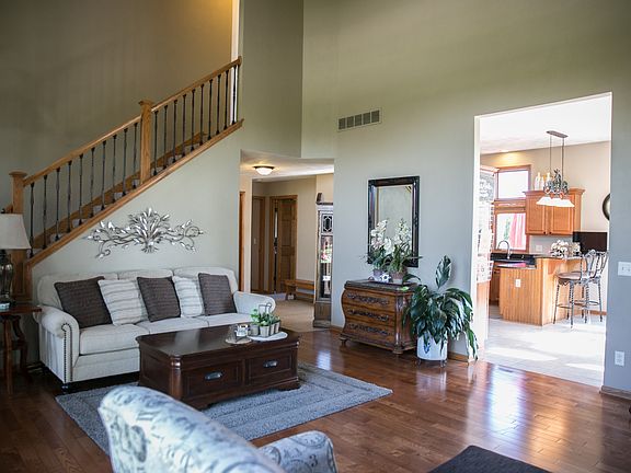 4th image of 6121 Sweet Grass Dr