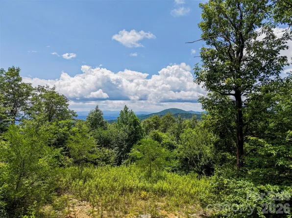 705 Pine Ridge Rd #59, Hendersonville, NC 28792