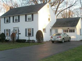 129 Walzford Rd, Rochester, NY 14622