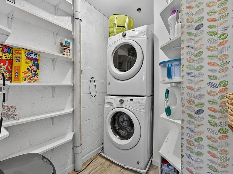 2190 Cartwright Pl — Photo 23